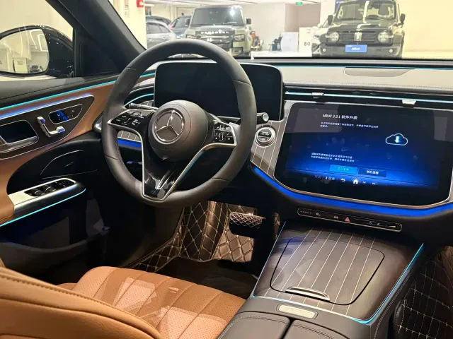 Mercedes-Benz E-Class — Фото автомобиля 8