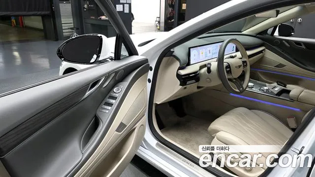 Genesis G80 Бензин 2.5 турбо AWD — Фото автомобиля 6