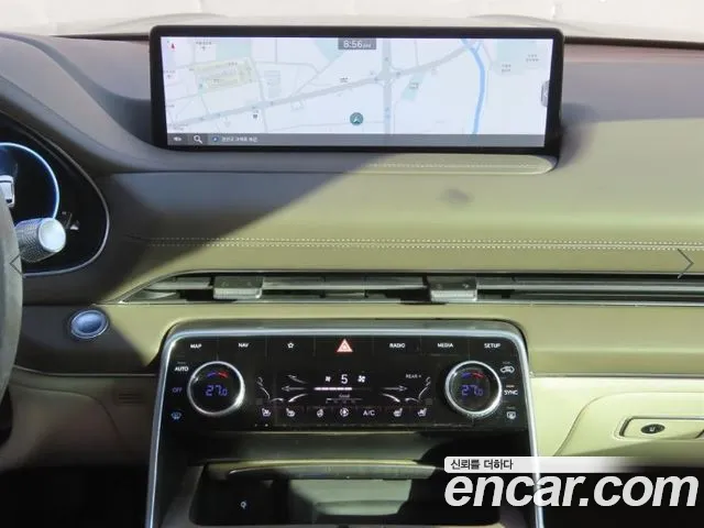 Genesis GV80 — Фото автомобиля 12