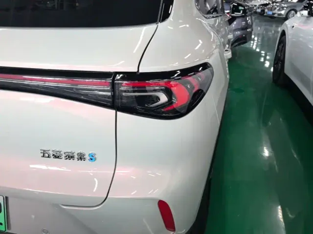Wuling Bingo S — Фото автомобиля 7