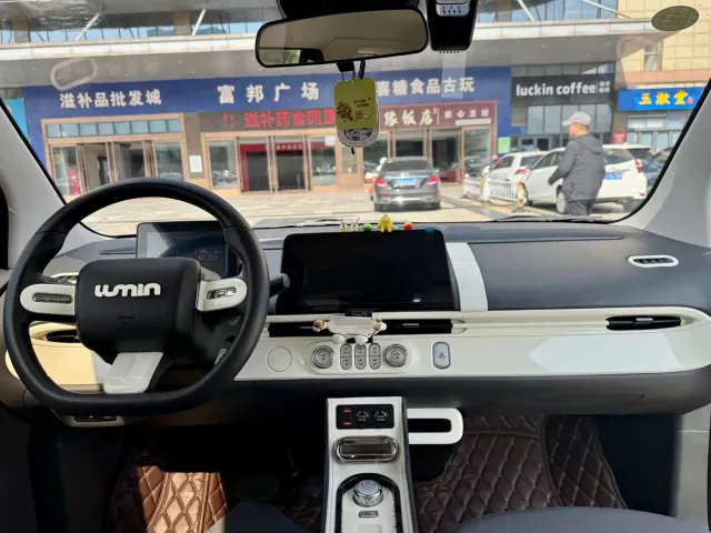 Changan Lumin — Фото автомобиля 15