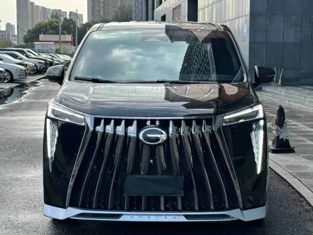 Фотография автомобиля — GAC Trumpchi M8