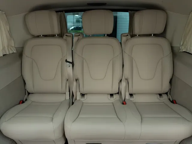 Mercedes-Benz V-Class — Фото автомобиля 12