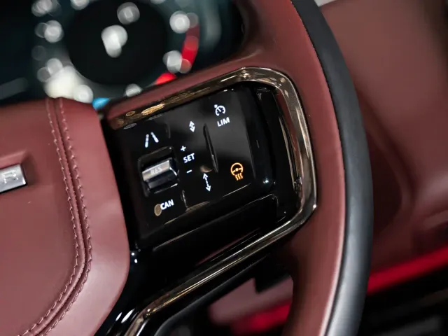 Land Rover Range Rover Sport — Фото автомобиля 18