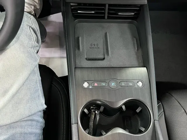 BYD Seal 06 DM-i Touring — Фото автомобиля 12