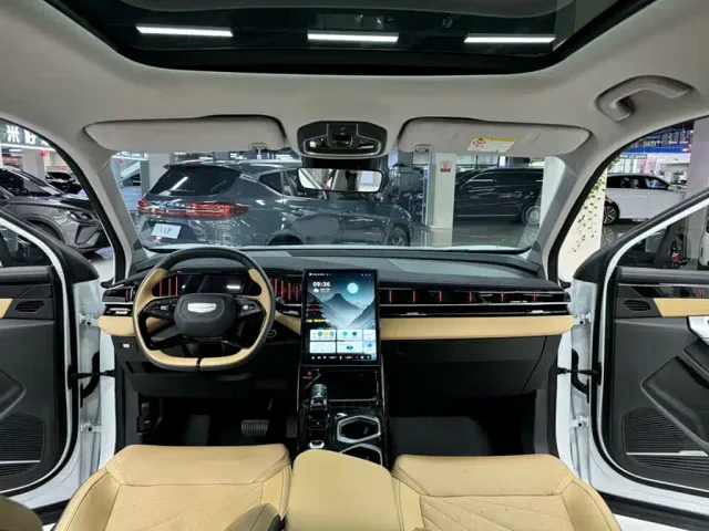 Geely Boyue L — Фото автомобиля 7