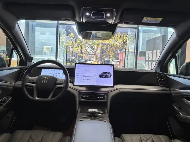 BYD Song L DM-i — Фото автомобиля 10