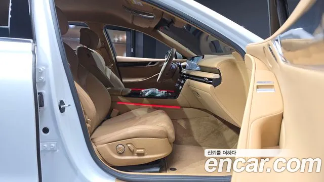 Genesis G80 Бензин 2.5 турбо AWD — Фото автомобиля 20