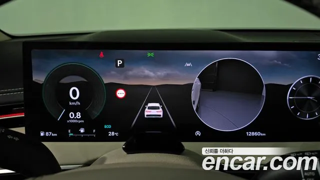 Genesis GV70 — Фото автомобиля 8