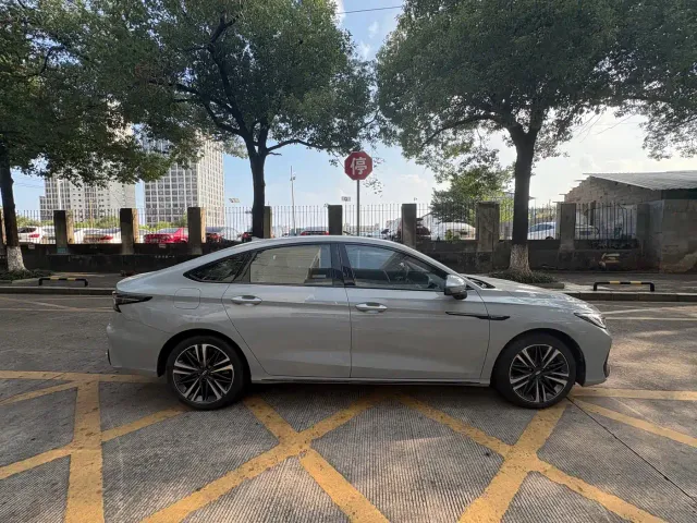 Chery Arrizo 8 — Фото автомобиля 4