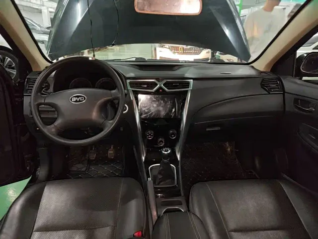 BYD F3 — Фото автомобиля 5