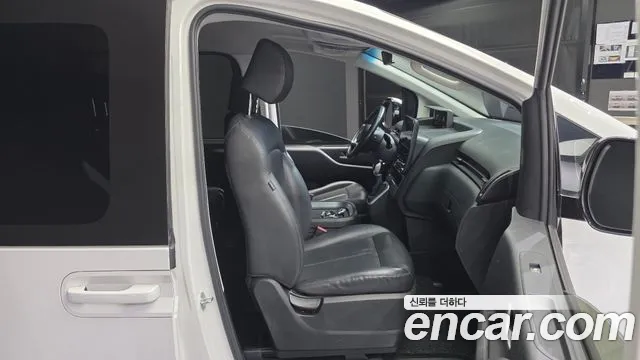 Hyundai Staria Staria Карго 5 мест — Фото автомобиля 11