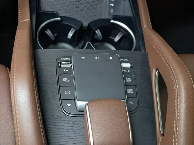 Mercedes-Benz GLE-Class — Фото автомобиля 20