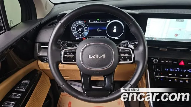 Kia Carnival Generation 4 — Фото автомобиля 15