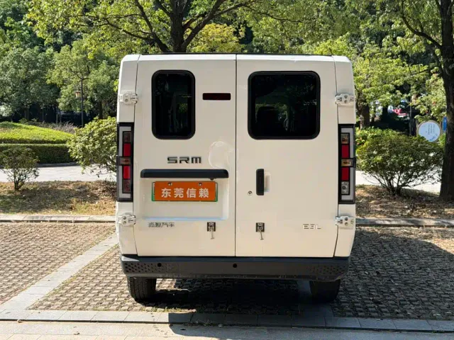 Shineray Xinyuan E3L — Фото автомобиля 8