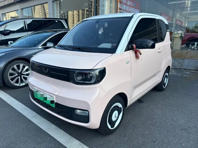 Фотография автомобиля — Wuling Hongguang Mini EV