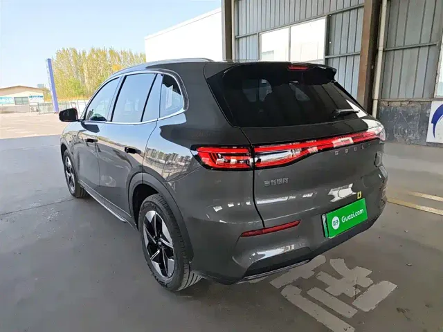 Geely Galaxy E5 — Фото автомобиля 4