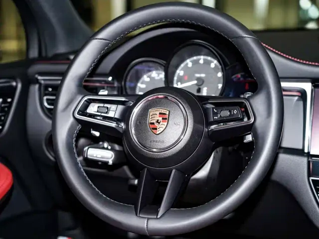 Porsche Macan — Фото автомобиля 24