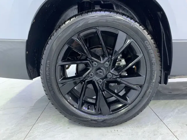 Jetta VS7 — Фото автомобиля 15
