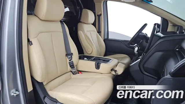 Hyundai Staria — Фото автомобиля 27