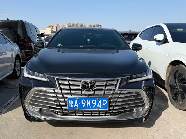 Toyota Avalon — Фото автомобиля 7