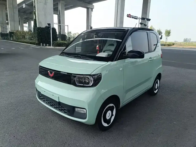 Фотография автомобиля — Wuling Hongguang Mini EV