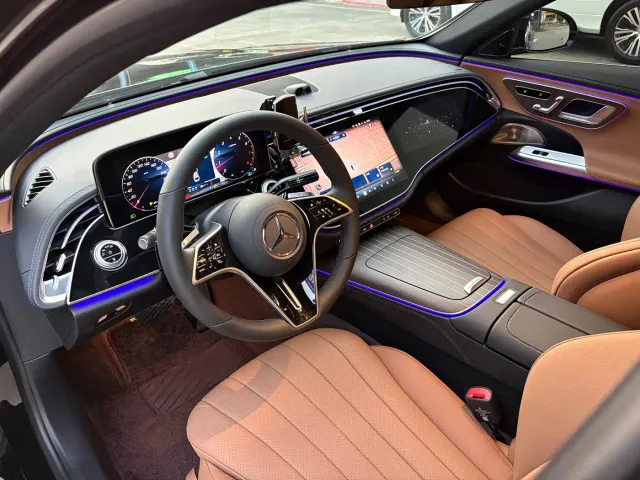 Mercedes-Benz E-Class — Фото автомобиля 10