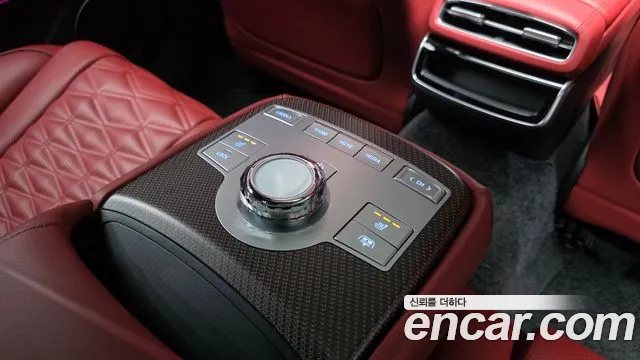 Genesis G80 Бензин 2.5 турбо AWD — Фото автомобиля 18