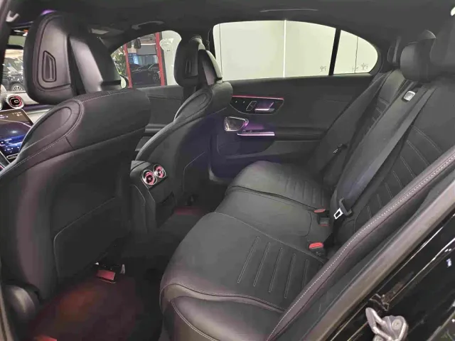 Mercedes-Benz C-Class — Фото автомобиля 5