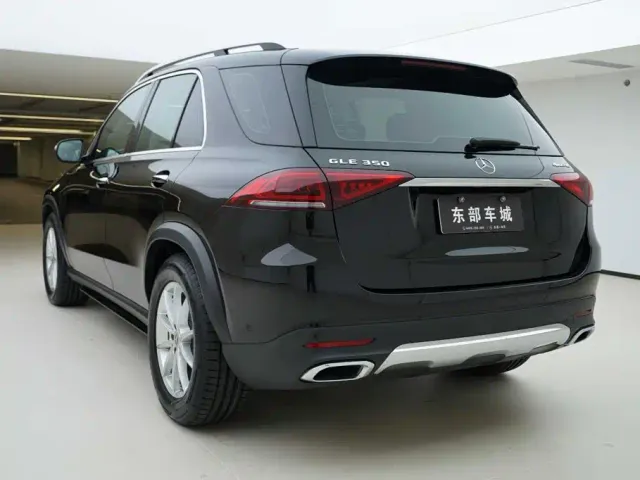 Mercedes-Benz GLE-Class — Фото автомобиля 4