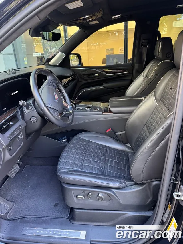 Cadillac Escalade 5th Gen — Фото автомобиля 6