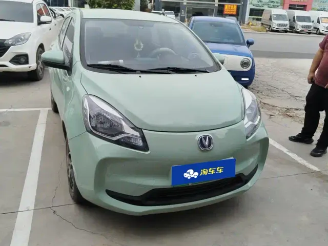 Changan Benben E-Star — Фото автомобиля 2
