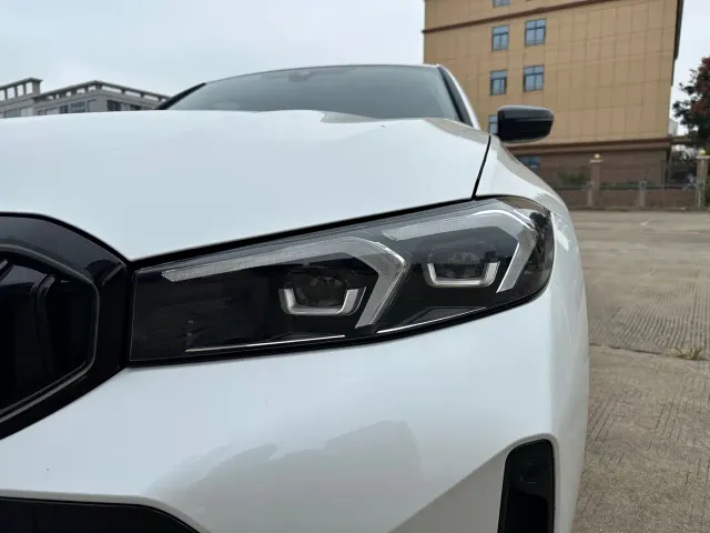 BMW 3 Series — Фото автомобиля 7