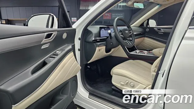 Genesis GV80 — Фото автомобиля 15