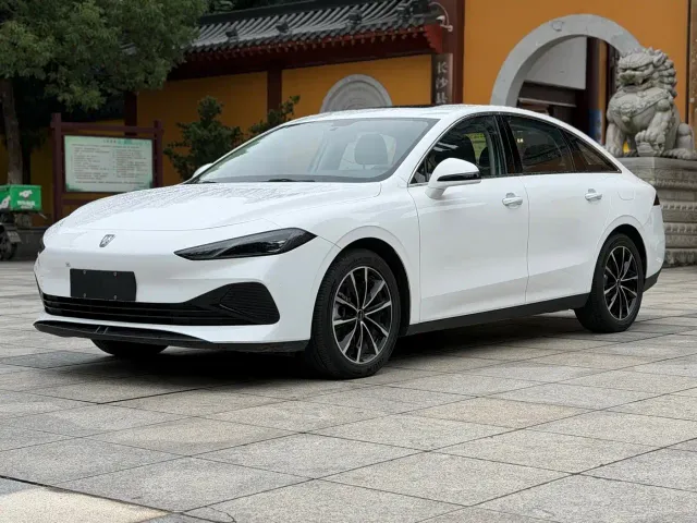 Фотография автомобиля — Roewe D7