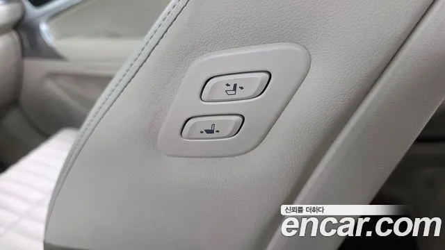 Genesis G70 New — Фото автомобиля 30