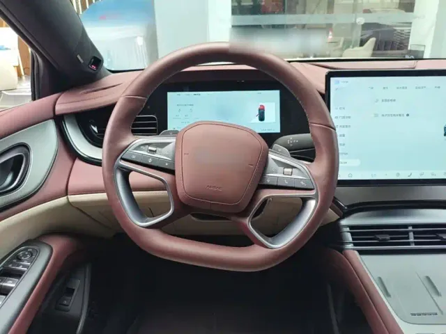 BYD Seal 07 DM-i — Фото автомобиля 10