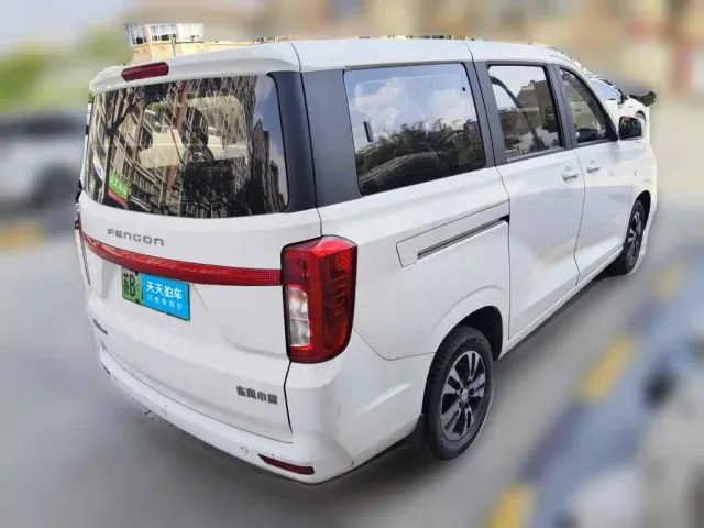 DFSK Fengguang E380 — Фото автомобиля 2