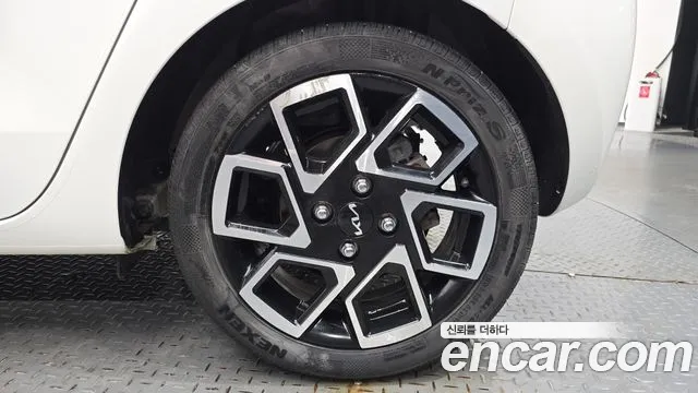 Kia RAY Новый Kia Ray Signature — Фото автомобиля 20