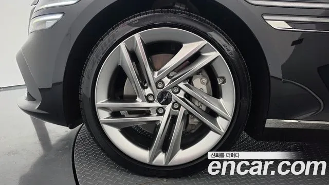 Genesis G80 RG3 — Фото автомобиля 5