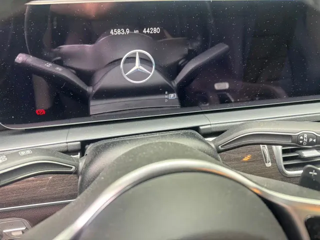 Mercedes-Benz GLE-Class — Фото автомобиля 13