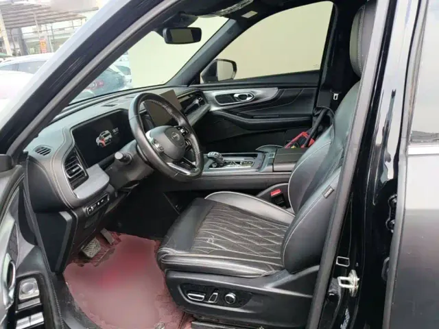 GAC Trumpchi GS8 — Фото автомобиля 14