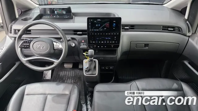 Hyundai Staria Staria 4WD Tourer 9 мест — Фото автомобиля 7