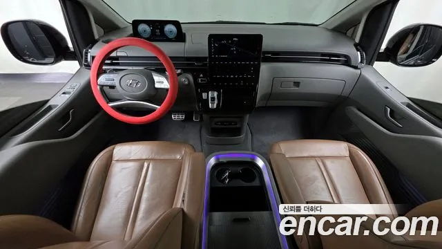 Hyundai Staria Staria 4WD Lounge 9 мест — Фото автомобиля 7