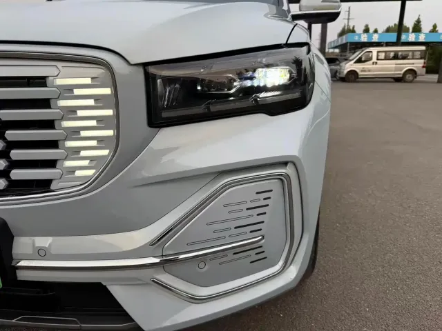 Geely Xingyue L Extended-Range EV 2022 1.5T DHT Range-extender Electric Ultimate Edition — Фото автомобиля 19