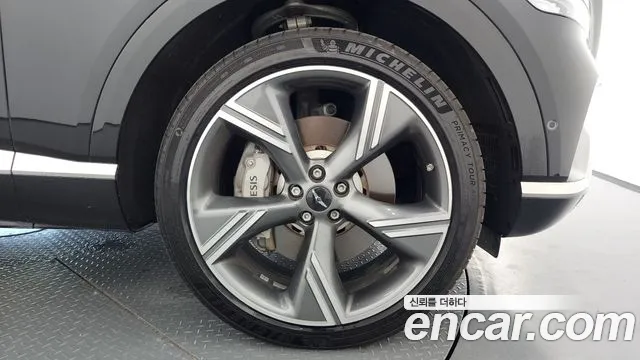 Genesis GV80 2.5T Бензин AWD — Фото автомобиля 4