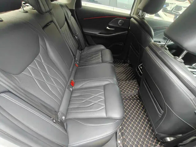 Chery Arrizo 8 — Фото автомобиля 11