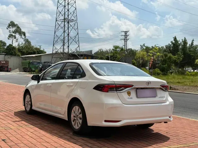 Toyota Corolla — Фото автомобиля 4
