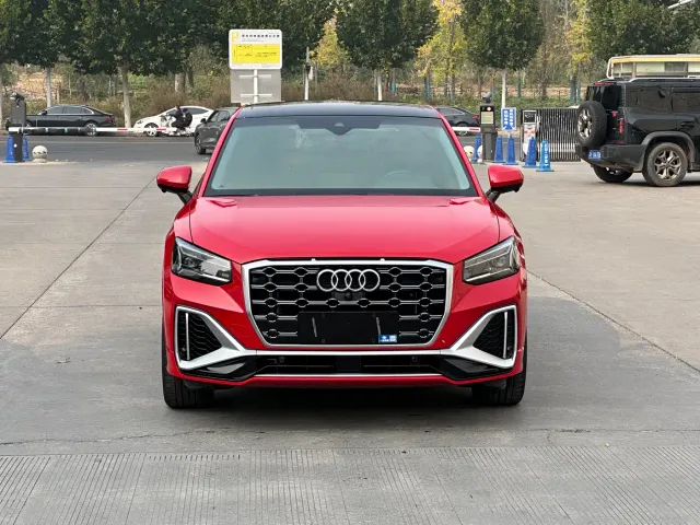 Audi Q2L — Фото автомобиля 3