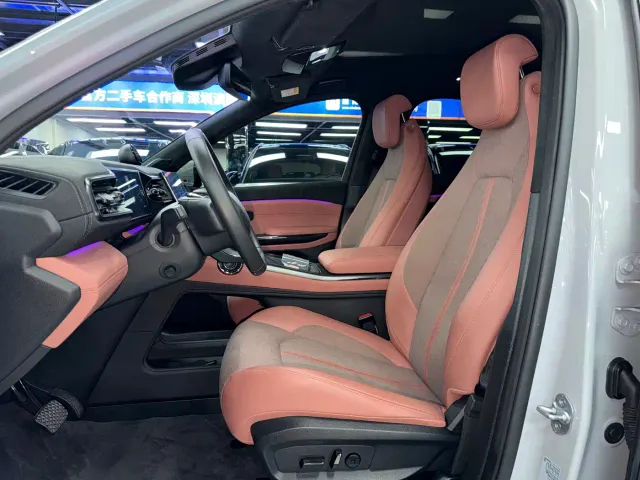 Nio EC6 — Фото автомобиля 8